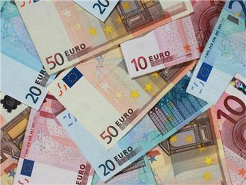 Im vergangenen Jahr sind die Sozialhilfeausgaben in Deutschland um 4,5 Prozent auf 29 Milliarden Euro gestiegen. Foto: Jens Wolf/Symbolbild