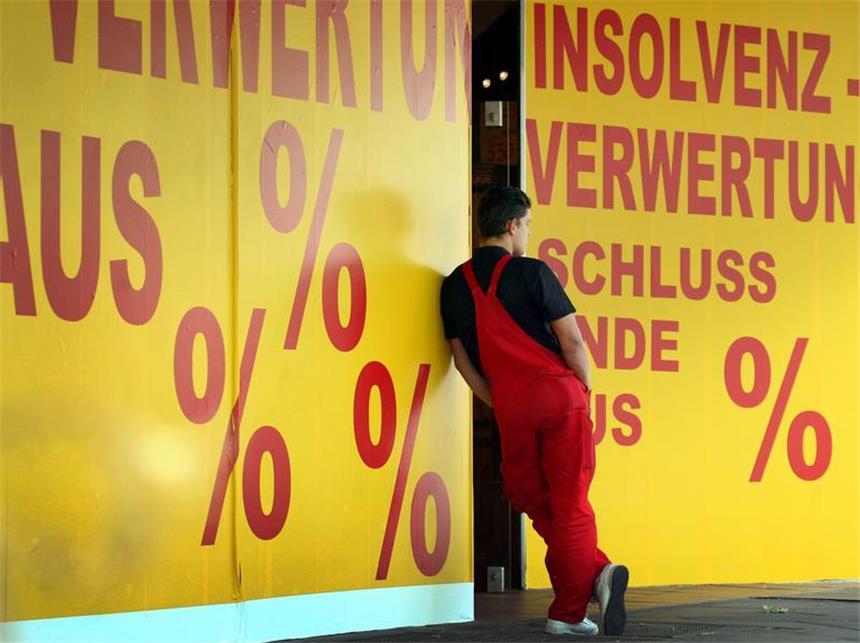 Im Vergleich zum Vorjahreszeitraum mussten im ersten Halbjahr 2011 elf Prozent weniger Unternehmen den Gang zum Insolvenzgericht antreten