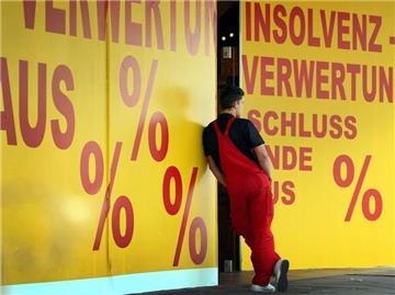 Im Vergleich zum Vorjahreszeitraum mussten im ersten Halbjahr 2011 elf Prozent weniger Unternehmen den Gang zum Insolvenzgericht antreten