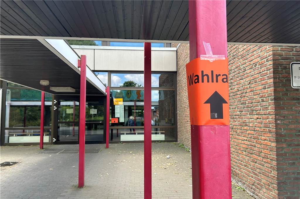 AfD holt bei Schülerwahl 19,5 Prozent: „Ergebnis macht uns nicht glücklich“ Im Wahlbezirk Gesamtschule hat die AfD bei der Europawahl 13,62 Prozent der Stimmen bekommen. Bei einer Schülerwahl 19,5 Prozent.