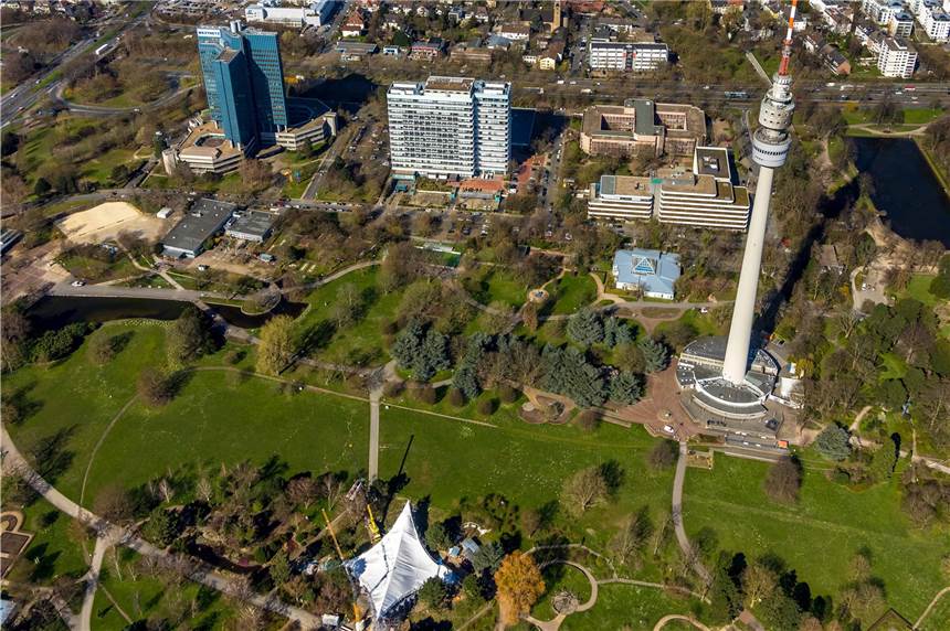 Entschärfung von 5 Blindgängern fast auf dem selben Fleck in Dortmund Im Westfalenpark werden mehrere Bomben-Blindgänger entschärft.