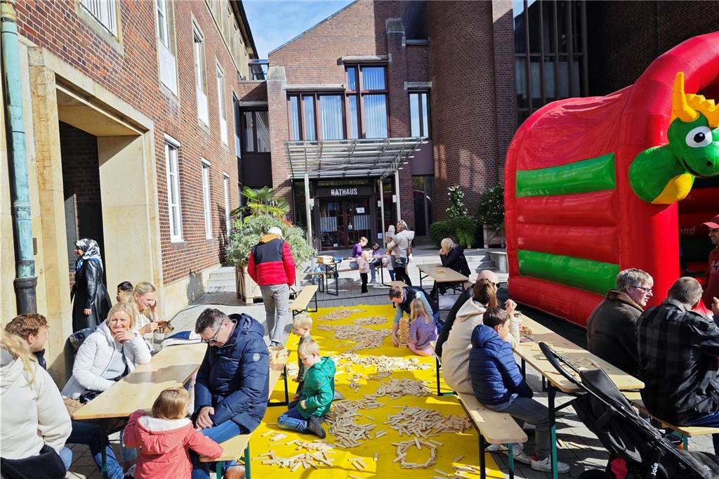 Viele Fotos vom Herbstmarkt in Ahaus: Ein Bummel durch die volle Innenstadt
