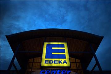Im Zuge der Übernahme der Plus-Discount-Filialen durch Edeka gibt es Streit um Rabatte. Foto: Federico Gambarini