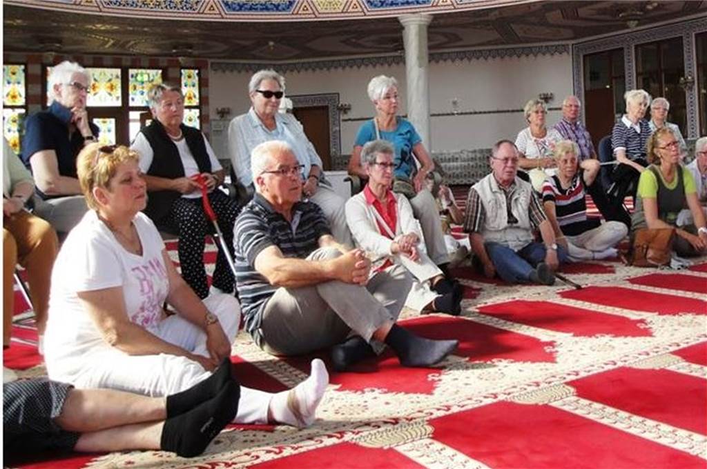 100 Jahre Gemeinschaft: Kolpingsfamilie Horstmar/Niederaden feiert Im Zuge einer Informationsreihe zum Thema Weltreligionen besuchte die Gruppe die Selimiye-Moschee in Lünen, um sich zu informieren.