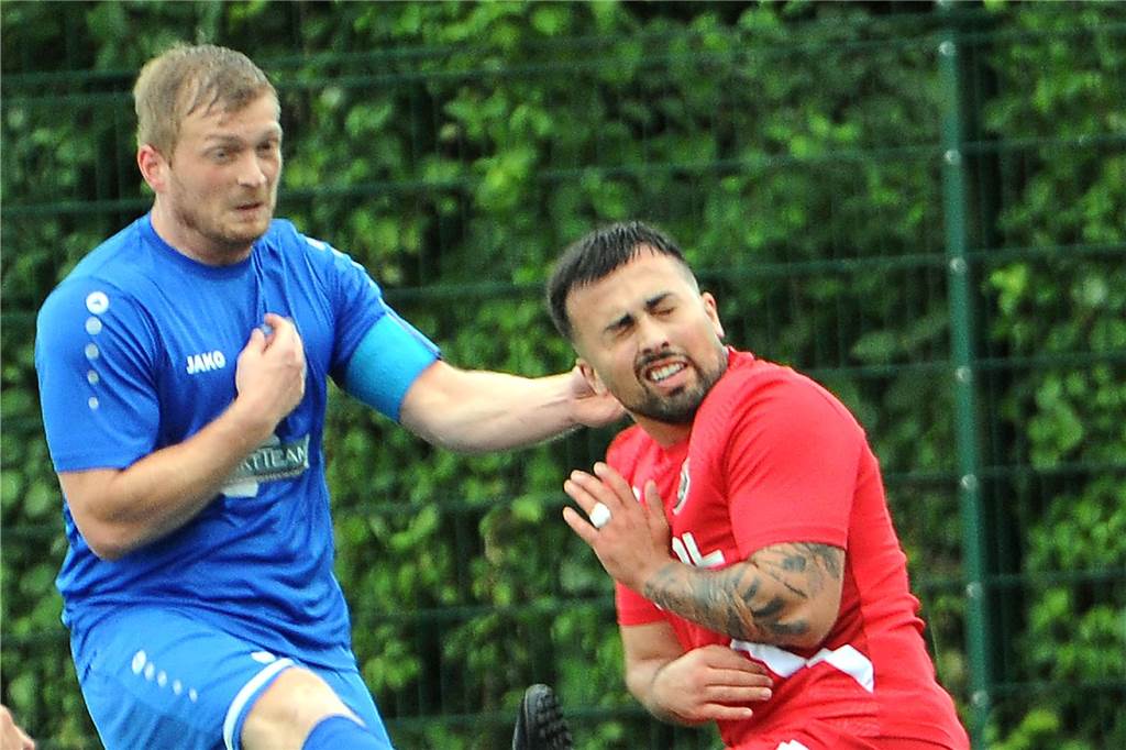 Im zweiten Halbfinale der 40. Schwerter Fußball-Stadtmeisterschaft hat der VfL Schwerte den SC Berchum/Garenfeld mit 2:0 geschlagen.