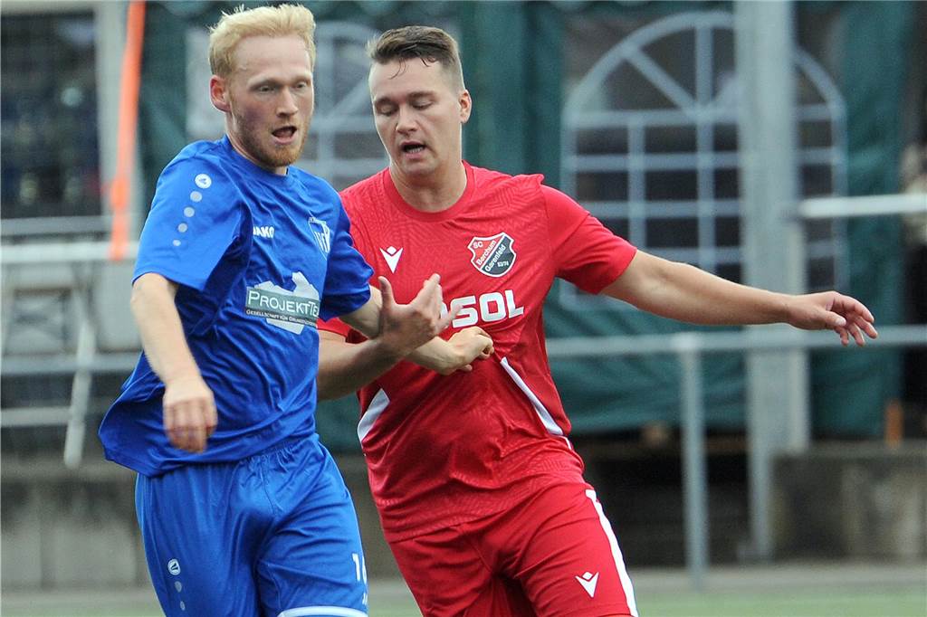 Im zweiten Halbfinale der 40. Schwerter Fußball-Stadtmeisterschaft hat der VfL Schwerte den SC Berchum/Garenfeld mit 2:0 geschlagen.