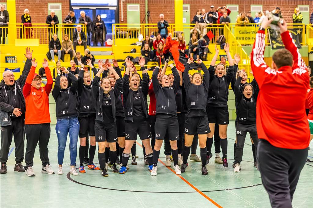 Impression vom Finaltag beim Dortmunder Hallenmasters der Frauen. Borussia Dortmund setzte sich im Finale gegen den TV Brechten durch und feierte den Sieg.