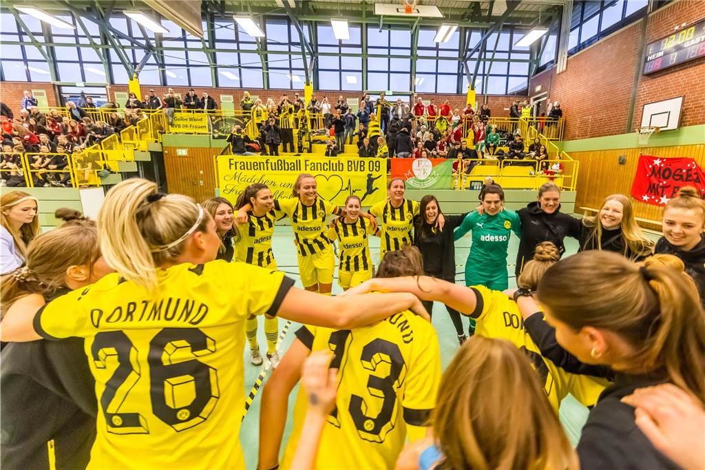 Impression vom Finaltag beim Dortmunder Hallenmasters der Frauen. Borussia Dortmund setzte sich im Finale gegen den TV Brechten durch und feierte den Sieg.