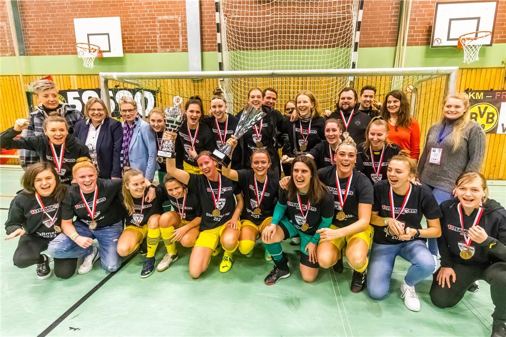 Impression vom Finaltag beim Dortmunder Hallenmasters der Frauen. Borussia Dortmund setzte sich im Finale gegen den TV Brechten durch und feierte den Sieg.