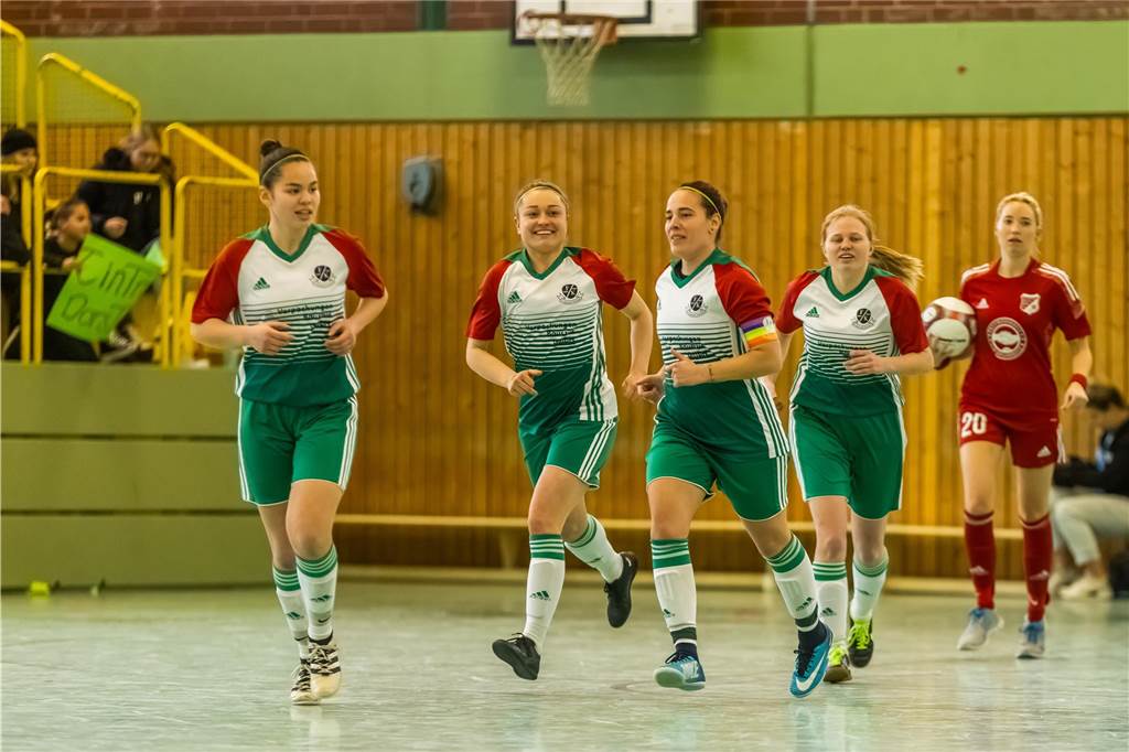 Impression vom Finaltag beim Dortmunder Hallenmasters der Frauen. Borussia Dortmund setzte sich im Finale gegen den TV Brechten durch und feierte den Sieg.