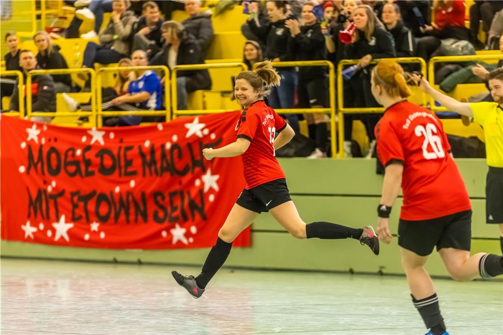 Impression vom Finaltag beim Dortmunder Hallenmasters der Frauen. Borussia Dortmund setzte sich im Finale gegen den TV Brechten durch und feierte den Sieg.