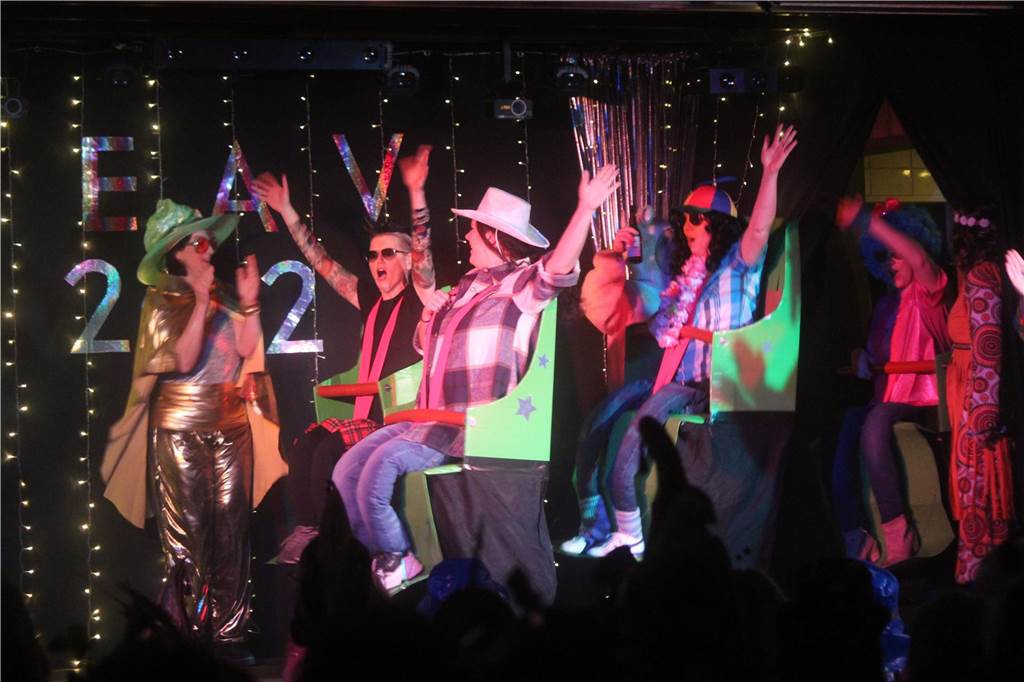 Impressionen der Auftaktveranstaltung beim EAV Karneval in der Gaststätte von Arno Brömmel in Erle.