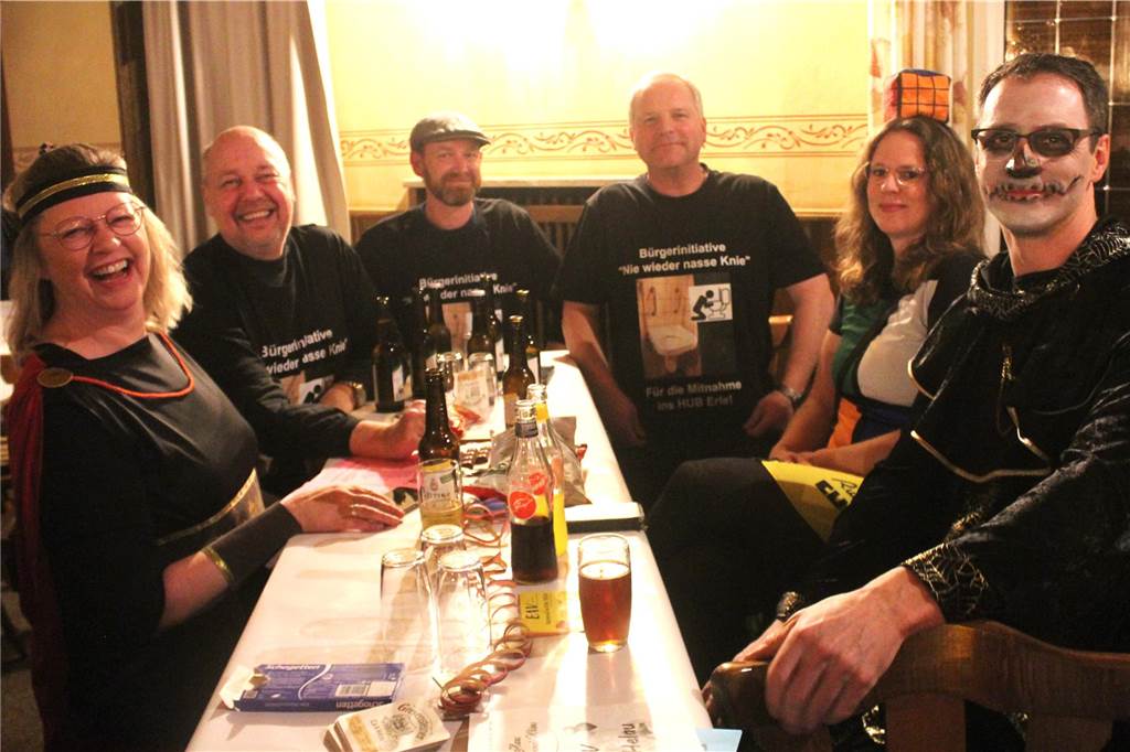 Impressionen der Auftaktveranstaltung beim EAV Karneval in der Gaststätte von Arno Brömmel in Erle.