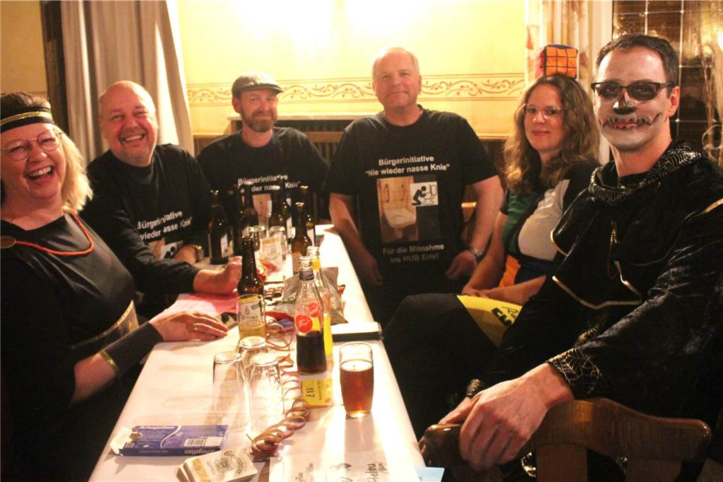 Impressionen der Auftaktveranstaltung beim EAV Karneval in der Gaststätte von Arno Brömmel in Erle.