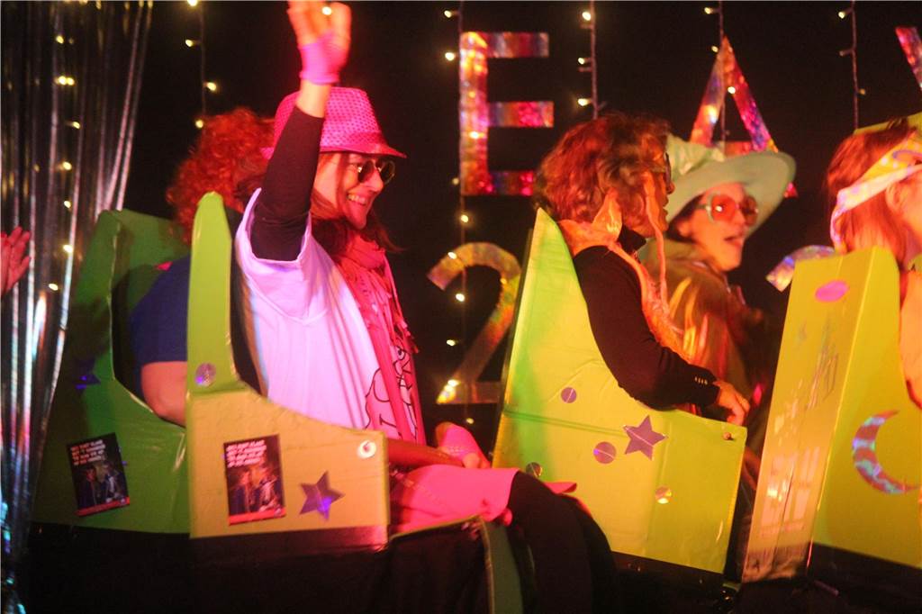 Impressionen der Auftaktveranstaltung beim EAV Karneval in der Gaststätte von Arno Brömmel in Erle.