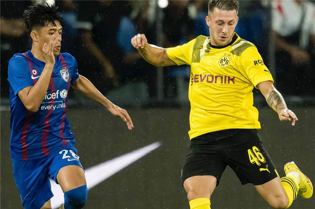Impressionen des BVB-Testspiels gegen die Johor Southern Tigers.