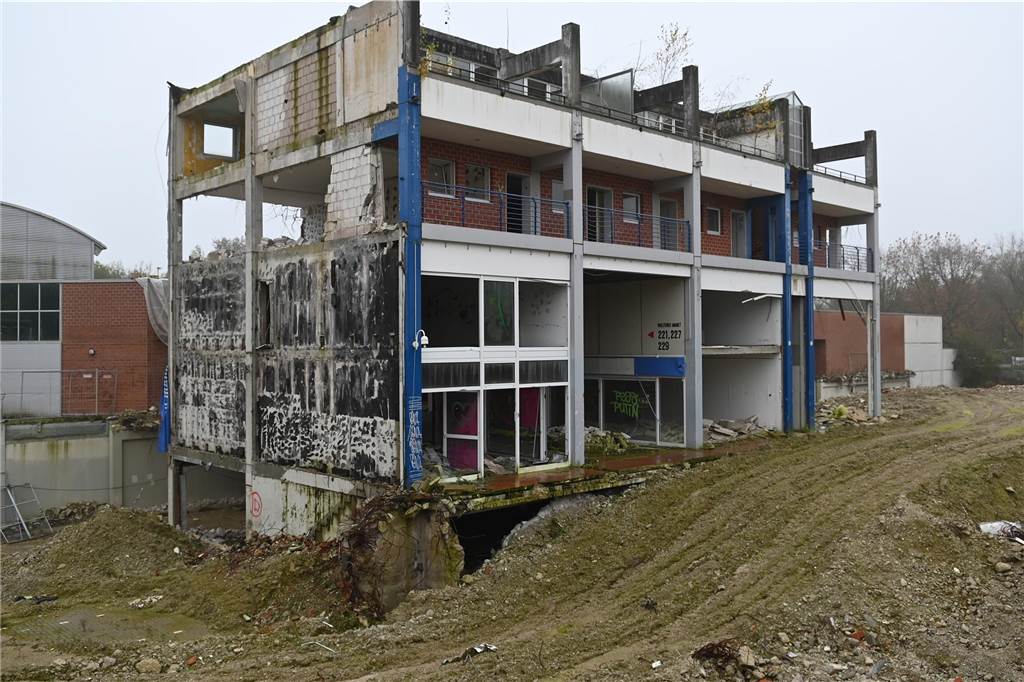 Impressionen vom Abriss der Ladenzeile Wulfener Markt in Dorsten