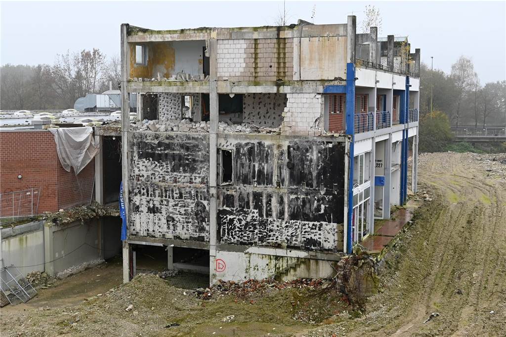 Impressionen vom Abriss der Ladenzeile Wulfener Markt in Dorsten
