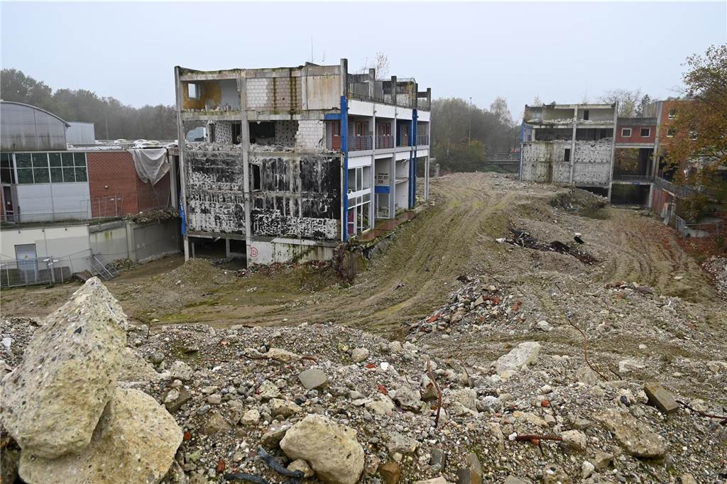 Impressionen vom Abriss der Ladenzeile Wulfener Markt in Dorsten