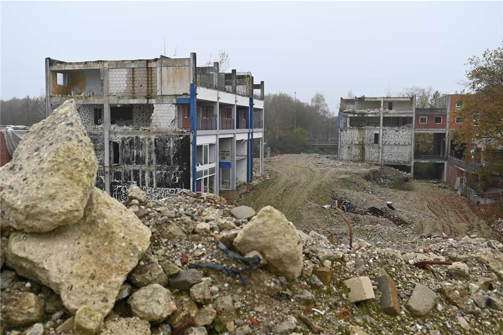 Impressionen vom Abriss der Ladenzeile Wulfener Markt in Dorsten
