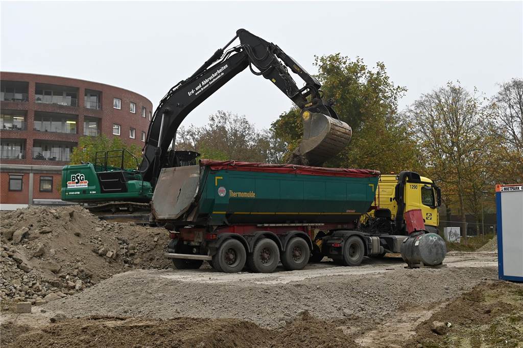 Impressionen vom Abriss der Ladenzeile Wulfener Markt in Dorsten