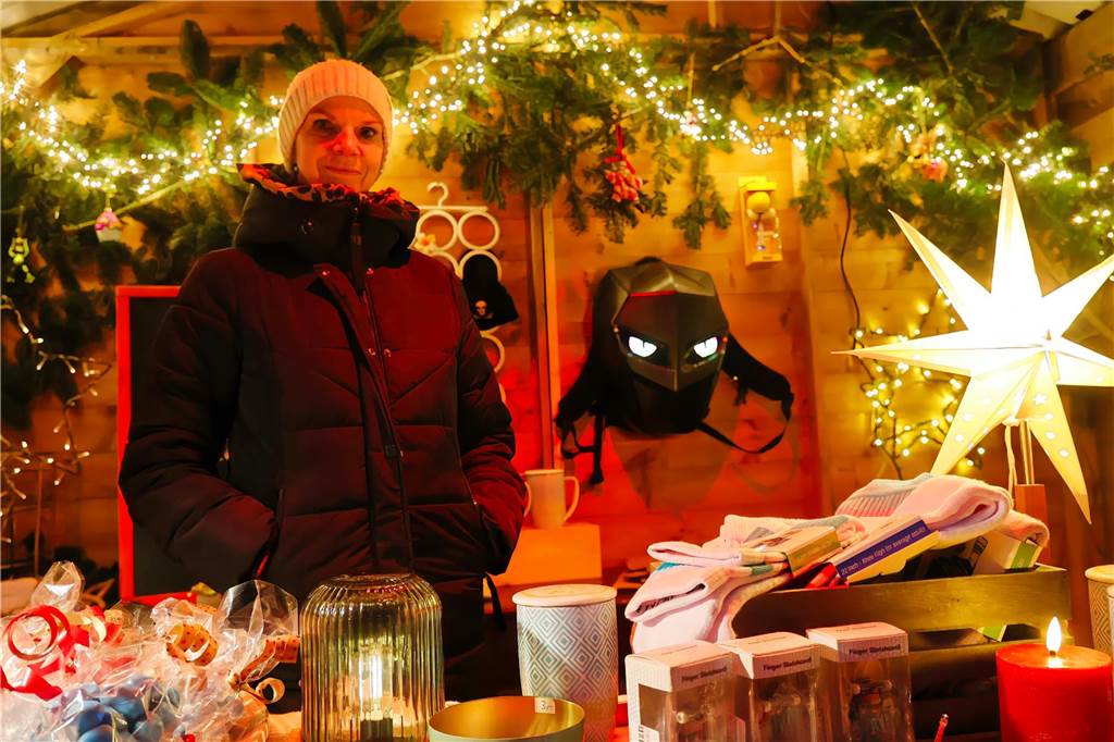 Impressionen vom Auftakt des Adventsmarktes der Oude Marie in Dorsten am Freitagabend (20.12.)