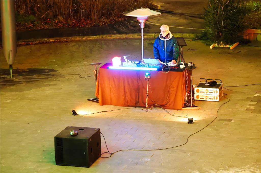 Impressionen vom Auftakt des Adventsmarktes der Oude Marie in Dorsten am Freitagabend (20.12.)