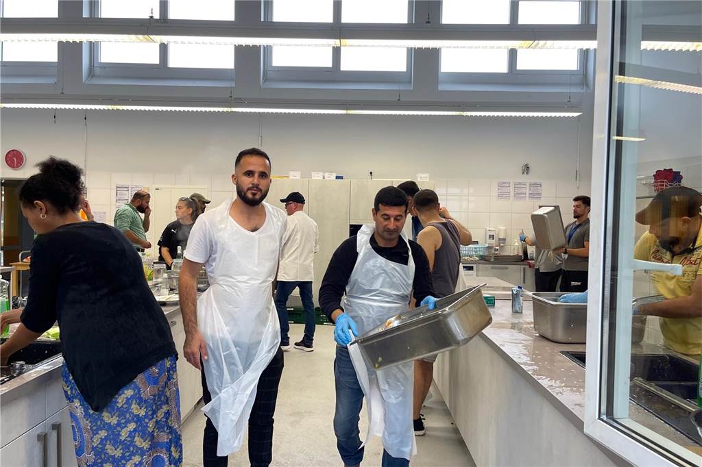 Impressionen vom Begegnungsfest mit Flüchtlingen am Samstag (19. August) auf dem Gelände des Förderzentrums Nord.
