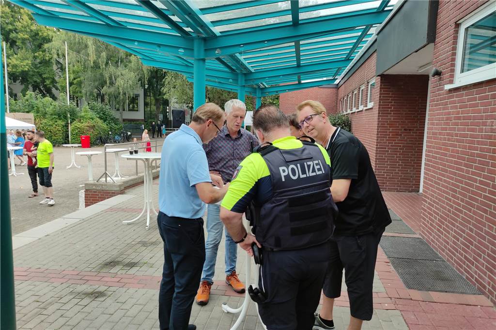 Impressionen vom Begegnungsfest mit Flüchtlingen am Samstag (19. August) auf dem Gelände des Förderzentrums Nord.