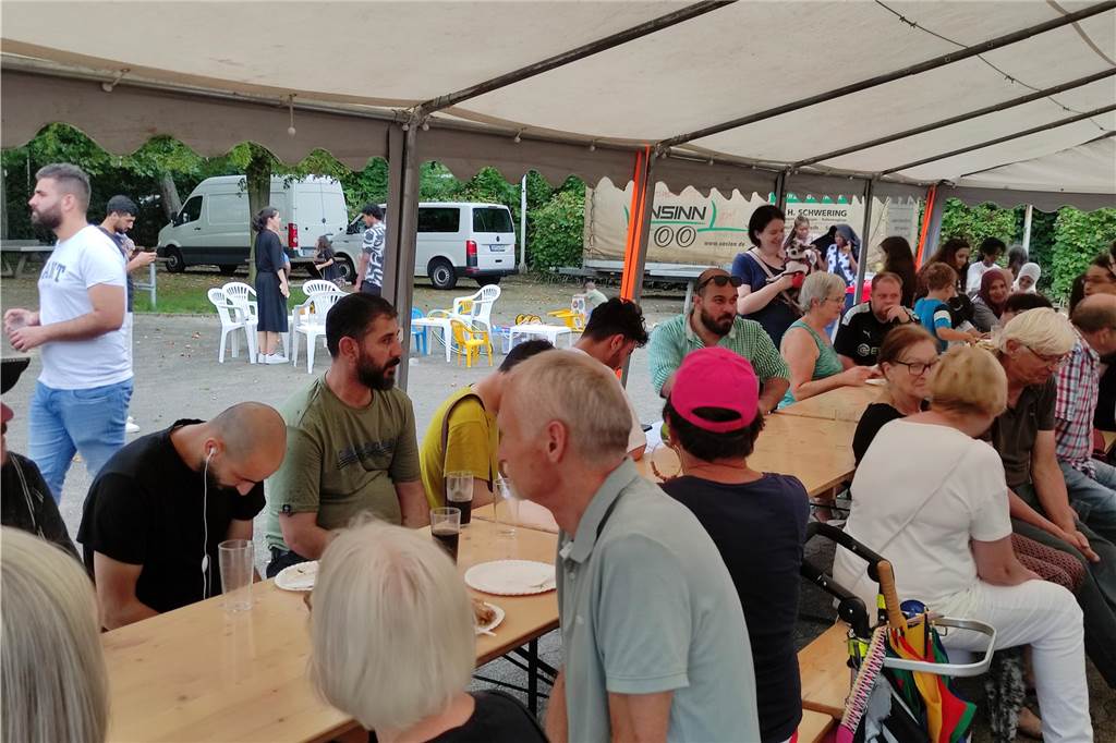 Impressionen vom Begegnungsfest mit Flüchtlingen am Samstag (19. August) auf dem Gelände des Förderzentrums Nord.