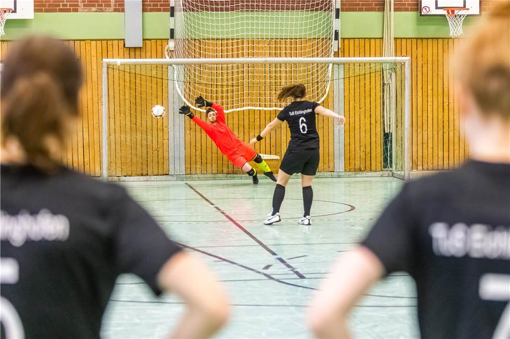 Impressionen vom Finaltag beim Dortmunder Hallenmasters der Frauen. Borussia Dortmund setzte sich im Finale gegen den TV Brechten durch und feierte den Sieg.