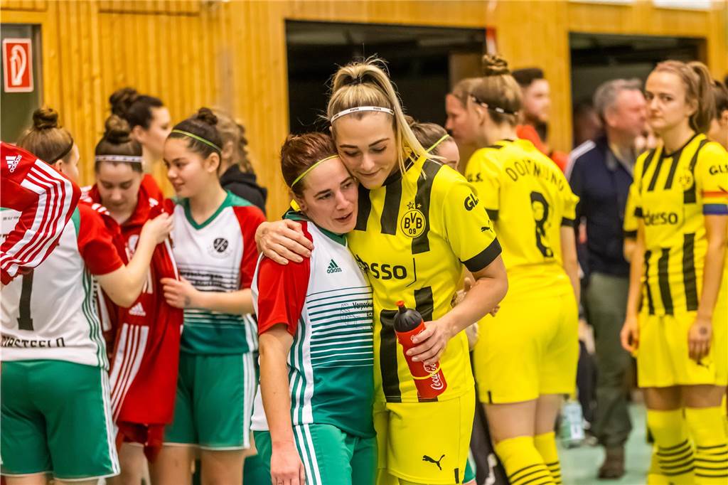 Impressionen vom Finaltag beim Dortmunder Hallenmasters der Frauen. Borussia Dortmund setzte sich im Finale gegen den TV Brechten durch und feierte den Sieg.