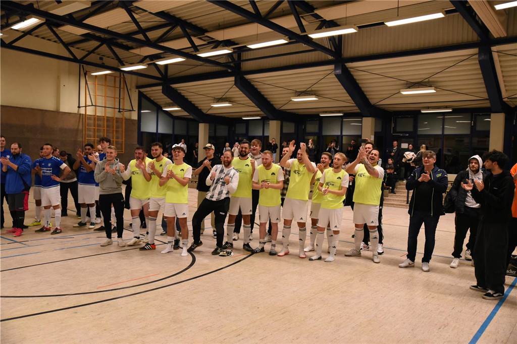 Impressionen vom Herren-C-Turnier beim BSV Heeren. Am Ende jubelte der SuS Kaiserau III, der sich vor dem VfL Kamen III, SVF Herringen III und dem Kamener SC III durchsetzte.