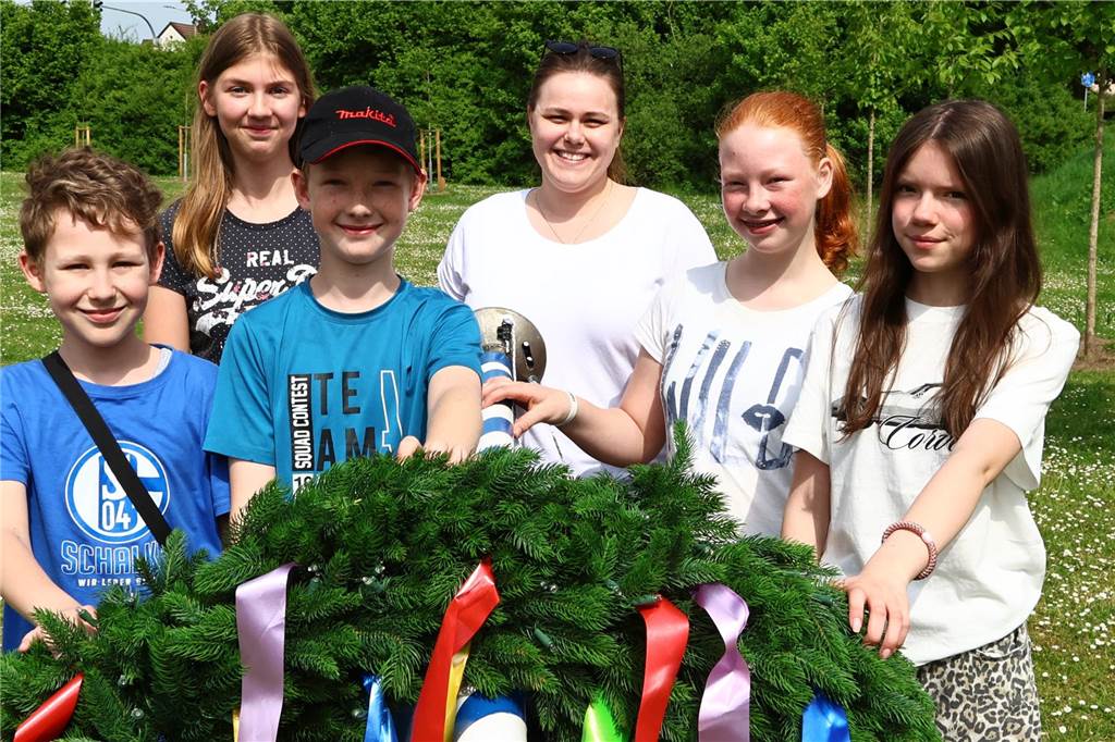 Impressionen vom Maibaumaufstellen der Schützen Haltern-West