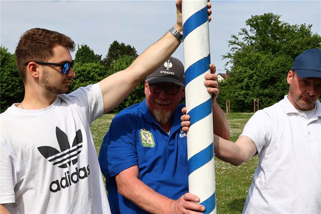 Impressionen vom Maibaumaufstellen der Schützen Haltern-West