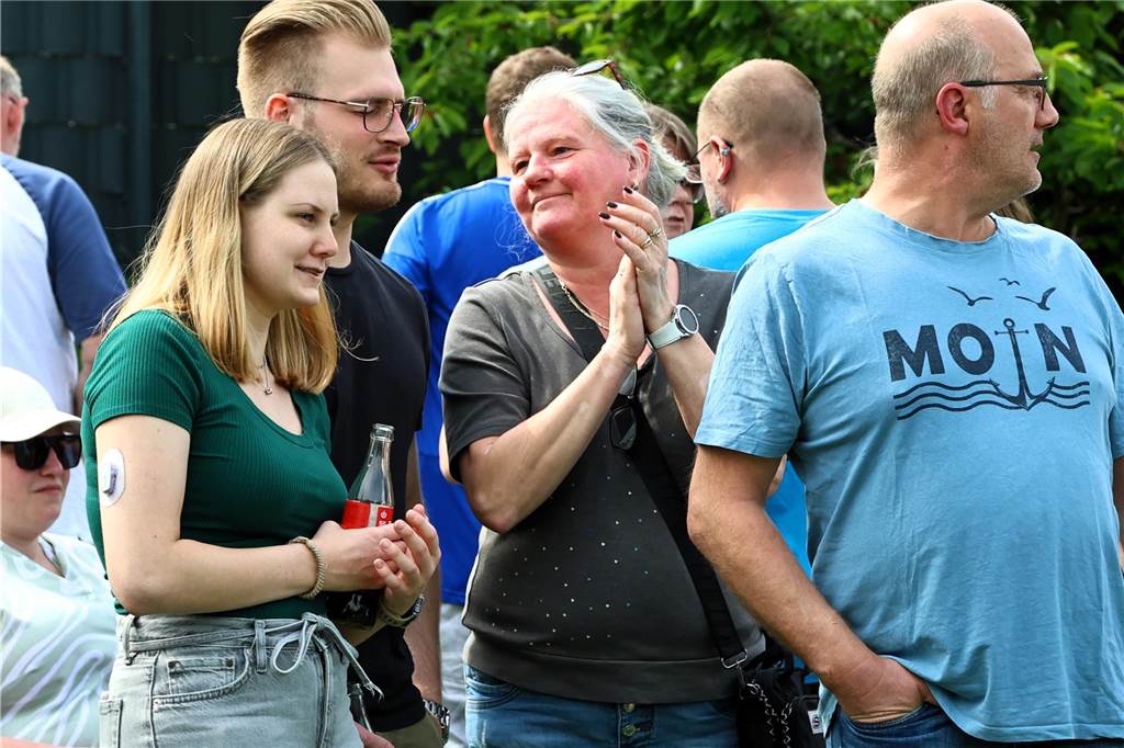 Impressionen vom Maibaumaufstellen der Schützen Haltern-West