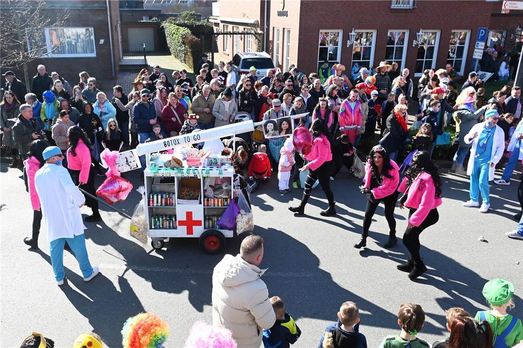 Impressionen vom Raesfelder Rosenmontagszug 2025