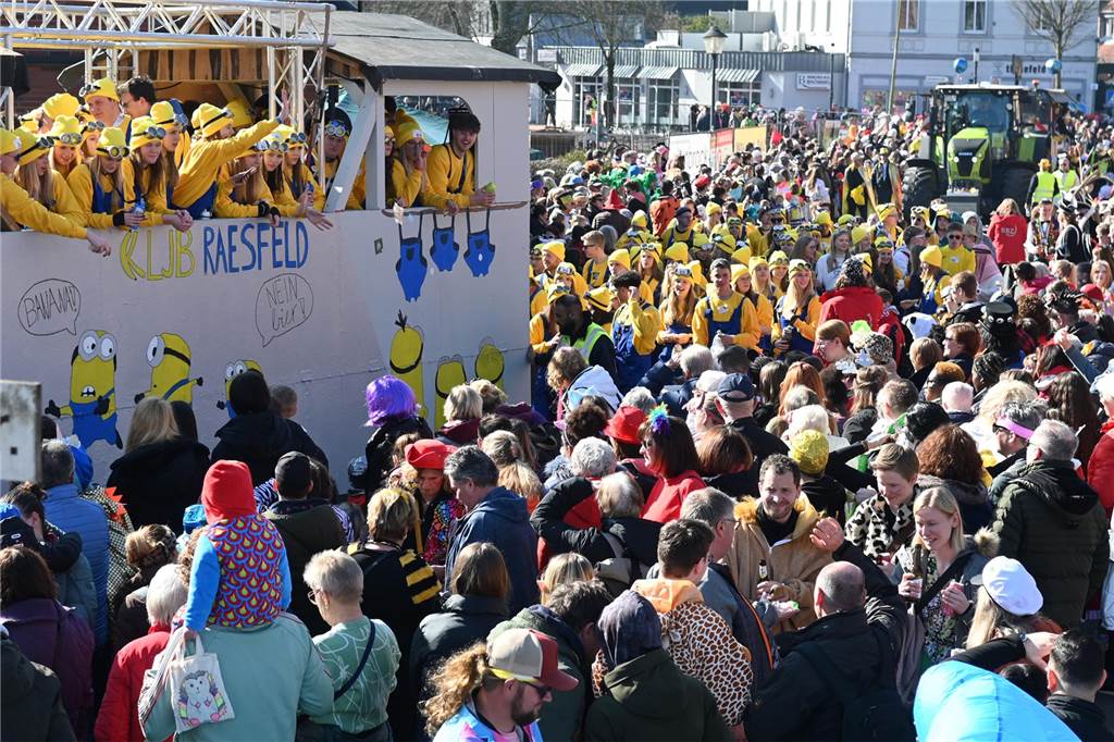 Impressionen vom Raesfelder Rosenmontagszug 2025