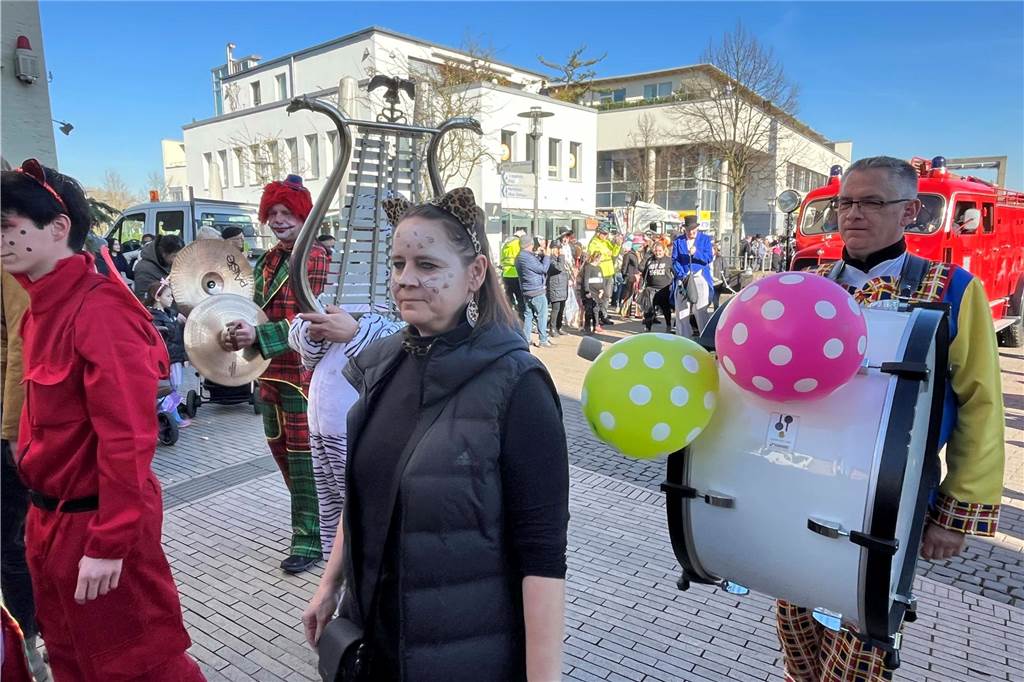 Impressionen vom Rosenmontagszug 2025 in Dorsten