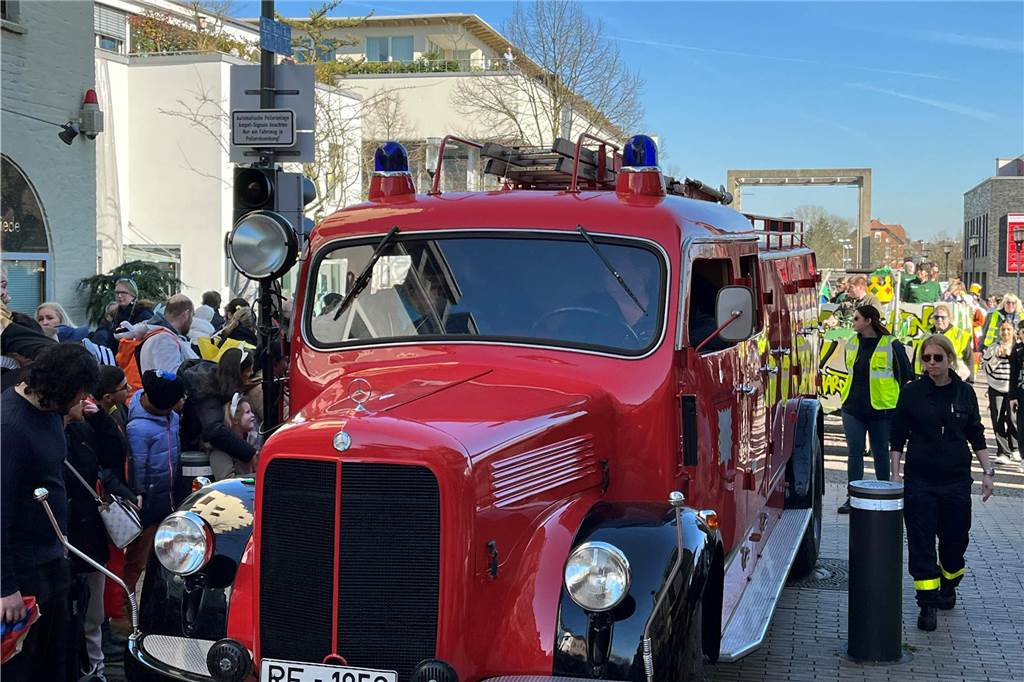 Impressionen vom Rosenmontagszug 2025 in Dorsten