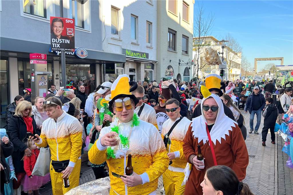 Impressionen vom Rosenmontagszug 2025 in Dorsten