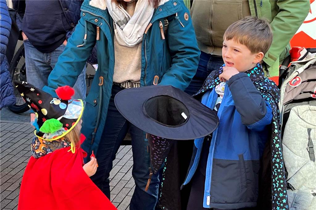 Impressionen vom Rosenmontagszug 2025 in Dorsten
