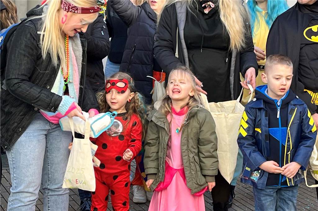 Impressionen vom Rosenmontagszug 2025 in Dorsten