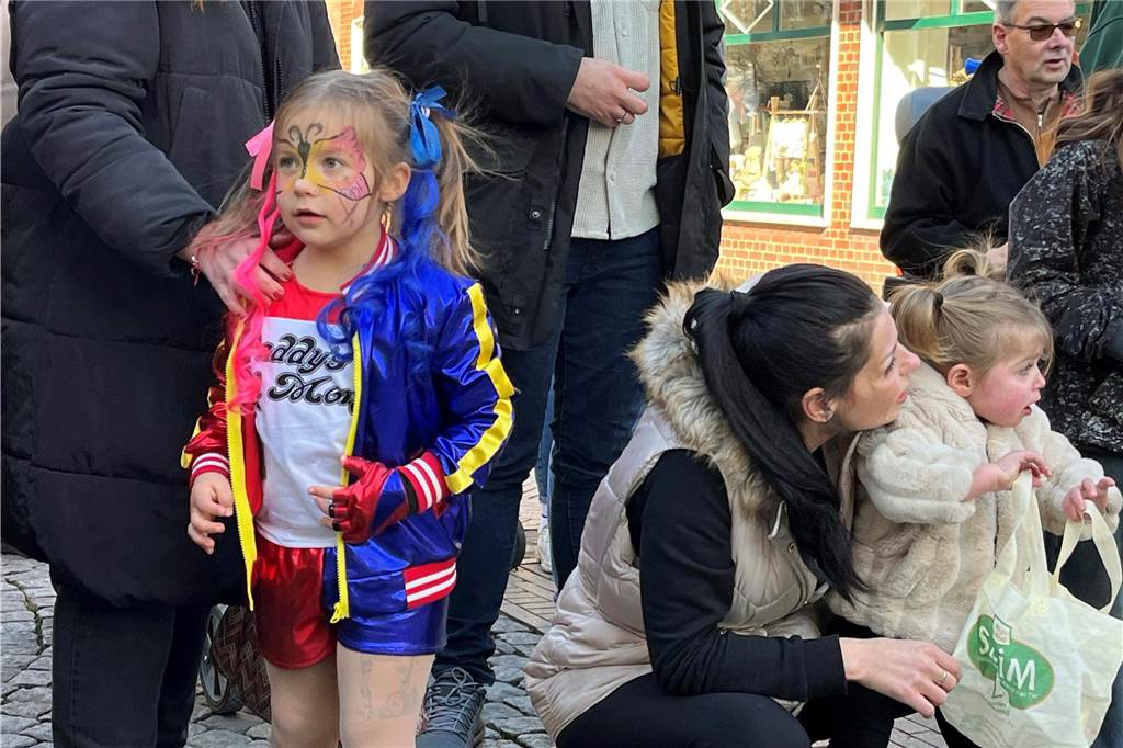 Impressionen vom Rosenmontagszug 2025 in Dorsten