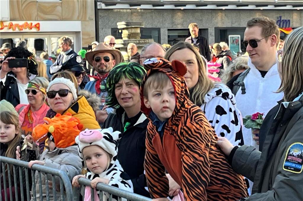 Impressionen vom Rosenmontagszug 2025 in Dorsten