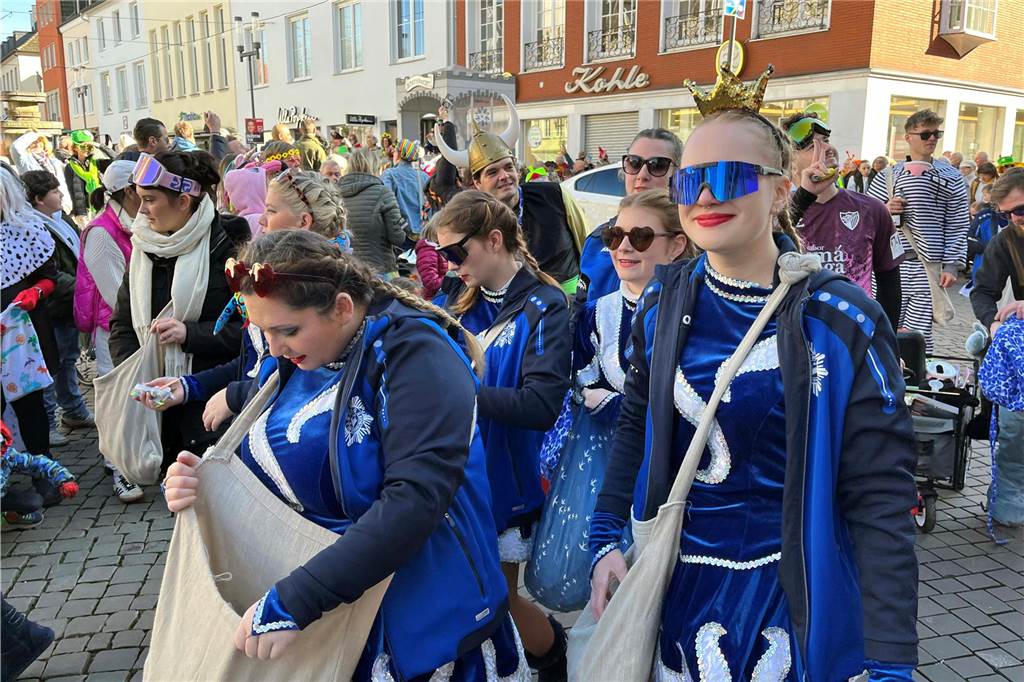 Impressionen vom Rosenmontagszug 2025 in Dorsten