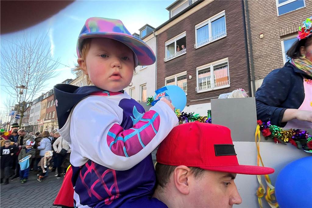 Impressionen vom Rosenmontagszug 2025 in Dorsten