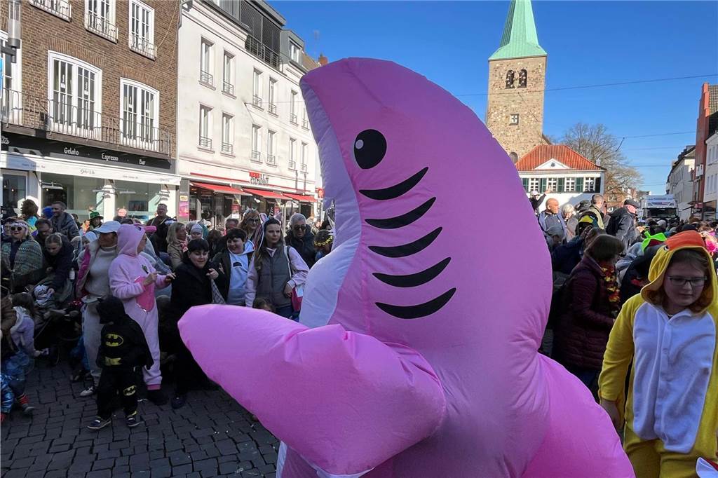 Impressionen vom Rosenmontagszug 2025 in Dorsten