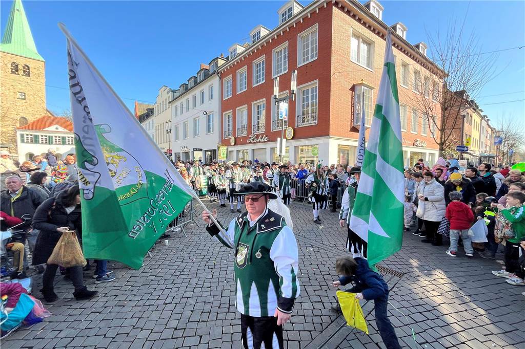 Impressionen vom Rosenmontagszug 2025 in Dorsten