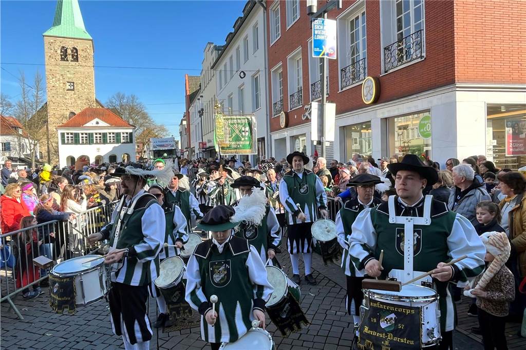 Impressionen vom Rosenmontagszug 2025 in Dorsten